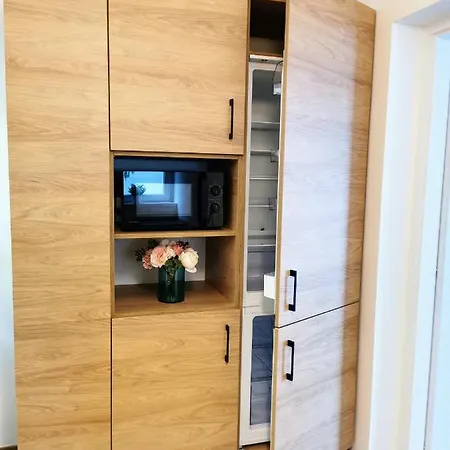 Life Apartment *